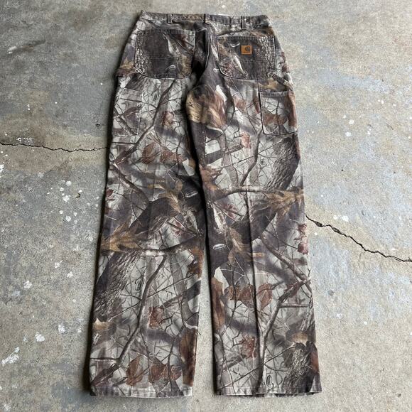 Vintage Y2K Carhartt Realtree camo work wear carpenter pants